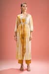 Buy_Samyukta Singhania_Off White Chanderi Silk, Shantoon Gota Patti, Shibori Shrug And Kurta Set _Online_at_Aza_Fashions