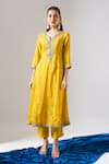 Samyukta Singhania_Yellow Tissue, Shantoon, Chiffon Embroidery, Mirrors, Zari, Shimmer Kurta Set _Online_at_Aza_Fashions