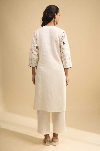 Shop_Khwaab By Sanjana Lakhani_Cream Linen Embroidery V-neck Floral Kurta And Pant Set _at_Aza_Fashions
