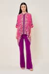 Buy_Namrata Joshipura_Fuchsia Georgette Mandarin Collar, Split V-neck Paisley Printed Asymetrric Tunic _at_Aza_Fashions