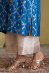 Buy_Vaaya_Blue Chanderi Silk Metallic Banarasi Katan Woven Floral Jaal Kurta And Pant Set 