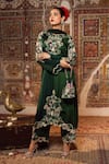 Buy_Angad Creations_Green Cotton Satin, Georgette Embroidery Round Neck Hina Thread Kurta Set _Online