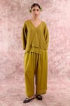 Buy_Doodlage_Green Bemberg, Linen Pleated Pant _at_Aza_Fashions