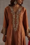 Buy_Begum_Orange Tissue, Silk, Organza Mirrors, Metallic Ahiri Embroidered Kurta Set _Online_at_Aza_Fashions