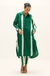 Buy_Kharakapas_Green Cotton Collared Stream Lines Print Kurta And Pant Set _Online_at_Aza_Fashions