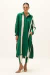 Kharakapas_Green Cotton Collared Stream Lines Print Kurta And Pant Set _at_Aza_Fashions