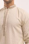 Arihant Rai Sinha_Off White Cotton, Silk Embroidery Geometric Pattern Kurta _Online_at_Aza_Fashions