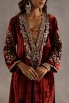 Buy_Begum_Maroon Velvet, Tissue Gota Patti, Zari, Sequins, Minar Kurta Pant Set _Online_at_Aza_Fashions
