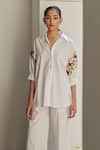 Buy_Betrue_White Cotton Embroidery Collared, V-neck Bouquet Floral Hand Shirt _Online_at_Aza_Fashions