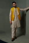 Buy_Runit Gupta_Yellow Chanderi Silk Beads Mari Ombre Nehru Jacket 