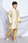 Buy_Petite Pomme_Cream Silk Embroidery Paisley Bud Kurta Set 