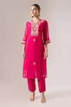 Naintara Bajaj Pink Organza Embroidery V-neck Kurta Set Online at Aza Fashions Naintara Bajaj_Pink Organza Embroidery V-neck Kurta Set _Online_at_Aza_Fashions
