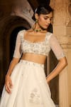 Buy_Zoon_Ivory Net, Silk Organza Embroidery, Mirrors Sweetheart Aari Hand Lehenga Set _Online_at_Aza_Fashions