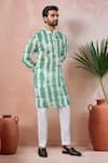 Arihant Rai Sinha_Green Linen, Cotton Abstract Print Kurta And Pant Set _Online_at_Aza_Fashions
