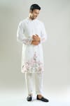 Buy_Rng Safawala_Off White Crepe, Silk, Dupion Embroidery, Flamingo And Floral Resham Kurta Set _Online_at_Aza_Fashions