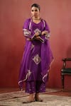 Anshu Wadhwa_Purple Chanderi Embroidery, Metallic Thread, Stones V-neck Kurta Set _Online_at_Aza_Fashions
