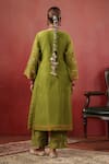 Shop_Anshu Wadhwa_Green Chanderi Embroidery V-neck Kurta Set _at_Aza_Fashions