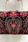 Buy_Amyra_Black Embroidery, Sequins Rumi Thread Clutch