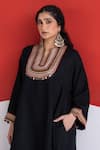 Buy_TA’Assur_Black Wool Embroidery, Sequins, Mirrors Split V-neck Zubaida Phiran Kurta 