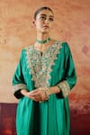 Buy_Vinita Bhansali_Emerald Green Silk Embroidery, Sequins, Zari, Stones V-neck Maryam Kaftan Set _Online_at_Aza_Fashions