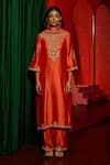 Buy Vinita Bhansali Orange , Organza Embroidery, Sequins, Zari V-neck Saanjh Kurta Set Buy_Vinita Bhansali_Orange , Organza Embroidery, Sequins, Zari V-neck Saanjh Kurta Set