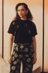 Buy_Kavya Singh Kundu_Black Silk Embroidery, Metallic Thread Crew Neck Knox Hand T-shirt _at_Aza_Fashions