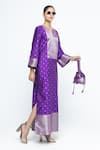 Buy_SOBARIKO_Purple Silk Zari V-neck Nats Brocade Kaftan _Online_at_Aza_Fashions
