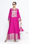 Buy_SOBARIKO_Pink Silk V-neck Nats Brocade Kaftan _at_Aza_Fashions