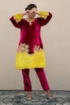 Buy_Wazir C_Pink Velvet Embroidery, Metallic Thread V-neck Kashmiri Tilla Kurta And Pant Set _Online_at_Aza_Fashions