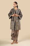 Buy_Tarun Tahiliani_Black Metallic Thread, Zari Round Neck Embroidered Long Jacket _at_Aza_Fashions