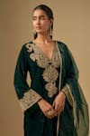 Buy_Neha Khullar_Green Velvet Embroidery, Zari V-neck Zardozi Kurta Set _Online_at_Aza_Fashions