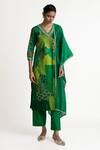 Buy_Naina Jain_Green Silk Gota Patti, Embroidery V-neck Patchwork Straight Kurta Set _Online_at_Aza_Fashions