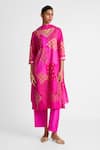 Buy_Naina Jain_Pink Silk Gota Patti V-neck Embroidered Kurta Set _at_Aza_Fashions