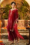 Surabhi Arya_Maroon Velvet, Organza Embroidery Round Neck, Split Hand Kurta Set _at_Aza_Fashions