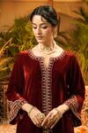 Surabhi Arya_Maroon Velvet Zari, Embroidery Split V-neck And Thread Kurta Set _Online_at_Aza_Fashions