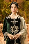 Surabhi Arya_Green Velvet, Organza Embroidery, Applique Round Neck Kurta Set _Online_at_Aza_Fashions