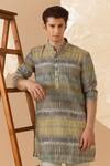 Eleven Brothers_Green Silk Printed Kurta _Online_at_Aza_Fashions