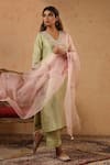 Buy_Anshu Wadhwa_Green Chanderi, Organza Embroidery, Patchwork V-neck Aari Kurta Set _Online_at_Aza_Fashions