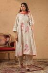 Anshu Wadhwa_Off White Chanderi Lace, Embroidery Split V-neck Gathered Kurta And Pant Set _at_Aza_Fashions