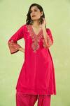 Buy_Sheetal Batra_Pink Embroidery, Zari V-neck Kurta With Salwar _Online_at_Aza_Fashions