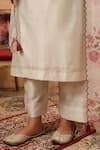 Buy_Anshu Wadhwa_White Chanderi, Organza Embroidery, Tassels Leaf Floral Resham Work Kurta Set 