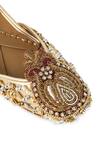 Buy_5elements_Gold Reeva Zari Sequin Pearl Embroidered Juttis 