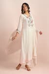 Samyukta Singhania_Ivory Embroidery, Tassels V-neck Floral Yoke Work Kurta Set _at_Aza_Fashions