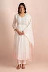 Buy_Samyukta Singhania_Ivory Embroidery V-neck Paisley Yoke Kurta Set _at_Aza_Fashions