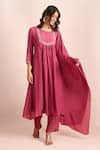 Samyukta Singhania_Magenta Embroidery Round Neck Floral Work Yoke Kurta Set _Online_at_Aza_Fashions