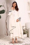 Sonali Methi_White Chanderi Embroidery Mandarin Collar, V-neck Hand Kurta Set _Online_at_Aza_Fashions