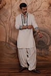 Histori_White Linen, Cotton, Silk Beads, Cut Work Geometric Embroidered Kurta Set 