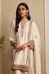 Buy_Neha Mehra_Ivory Chanderi Embroidery, Piping Split V-neck Hand Kurta Set _Online_at_Aza_Fashions