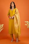 Buy_Naintara Bajaj_Yellow Chiffon Embroidery, Metallic Thread, Foil Kurta Set With Printed Dupatta _at_Aza_Fashions