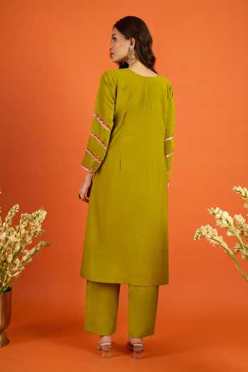 Khwaab By Sanjana Lakhani_Green Chiffon Embroidery, Straight Kurta Set With Printed Pattern Dupatta _Online_at_Aza_Fashions